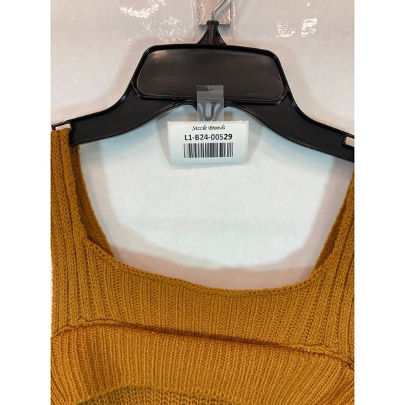 Chic Knit Elegance: Large Gold Women's Sweater - Cozy Comfort & Timeless Style - Picture 5 of 5